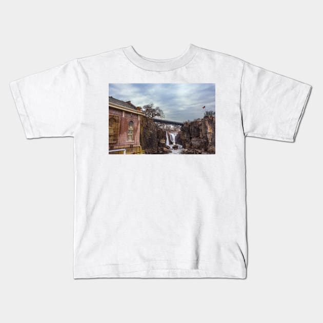 Great Falls of Paterson Kids T-Shirt by andykazie